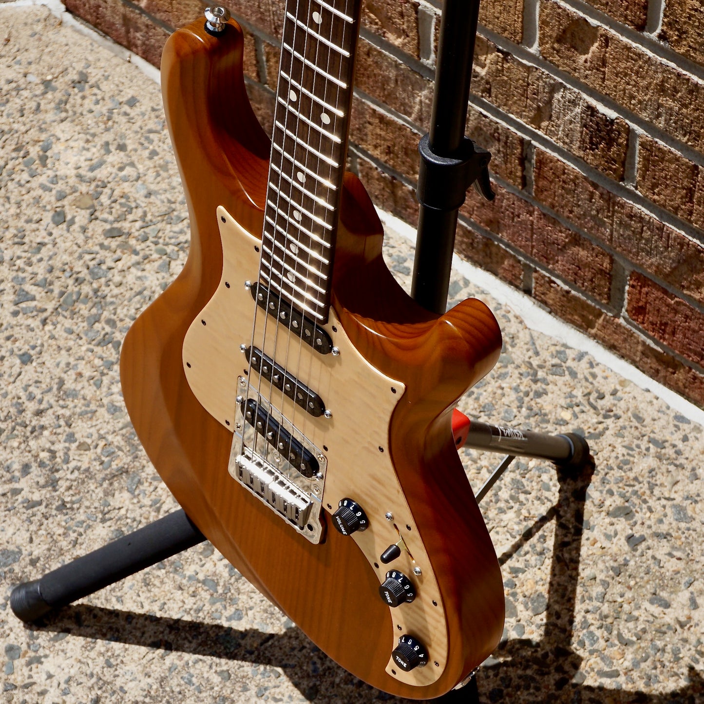 Knaggs Severn Trem SSS Dark Amber