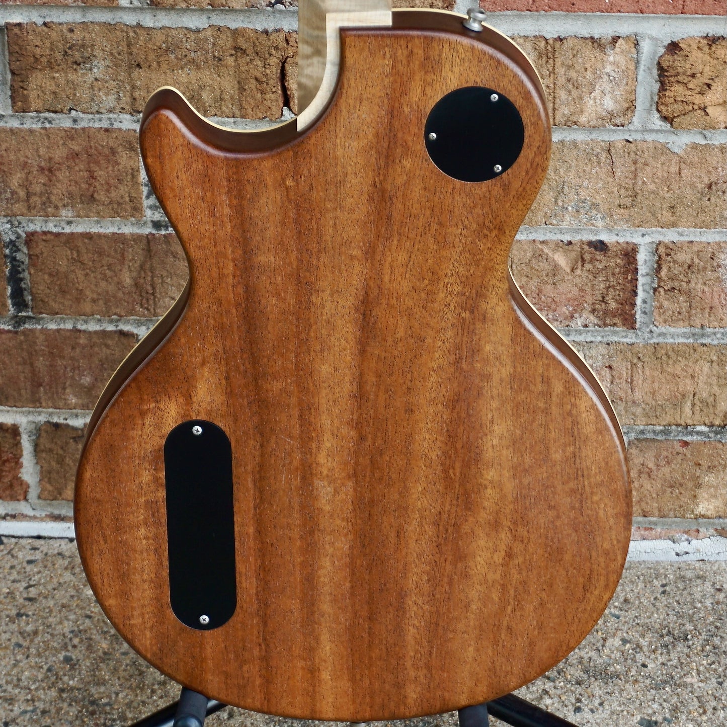 Nik Huber Krautster II Worn Gold Top