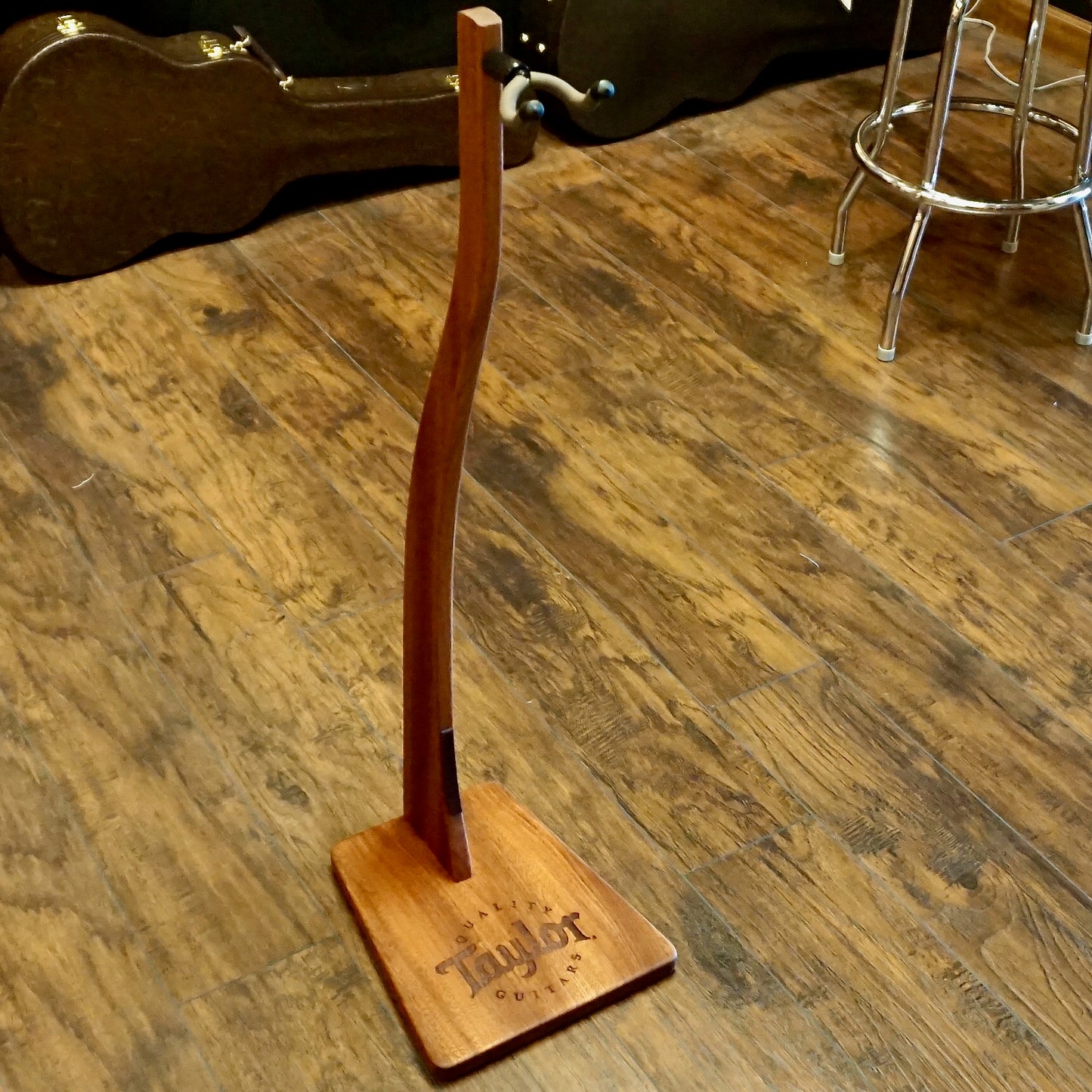 Taylor Tall Zither Guitar Stand