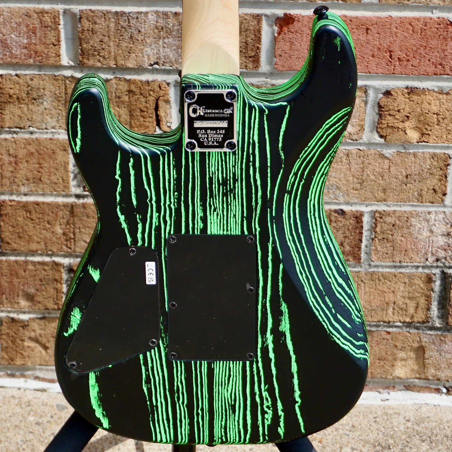 Charvel Pro-Mod San Dimas Style 1 HH FR E Ash Ebony Fingerboard Green Glow
