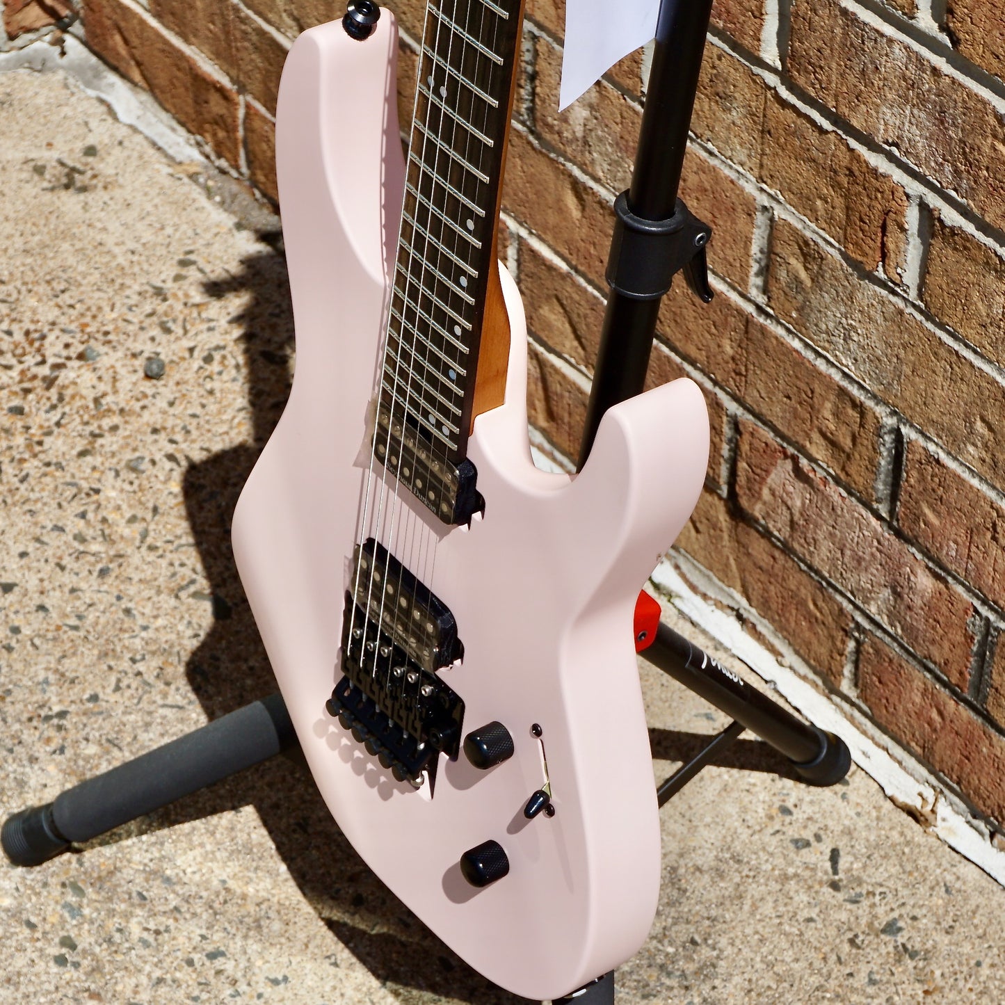 Jackson American Series Virtuoso Streaked Ebony Fingerboard Satin Shell Pink