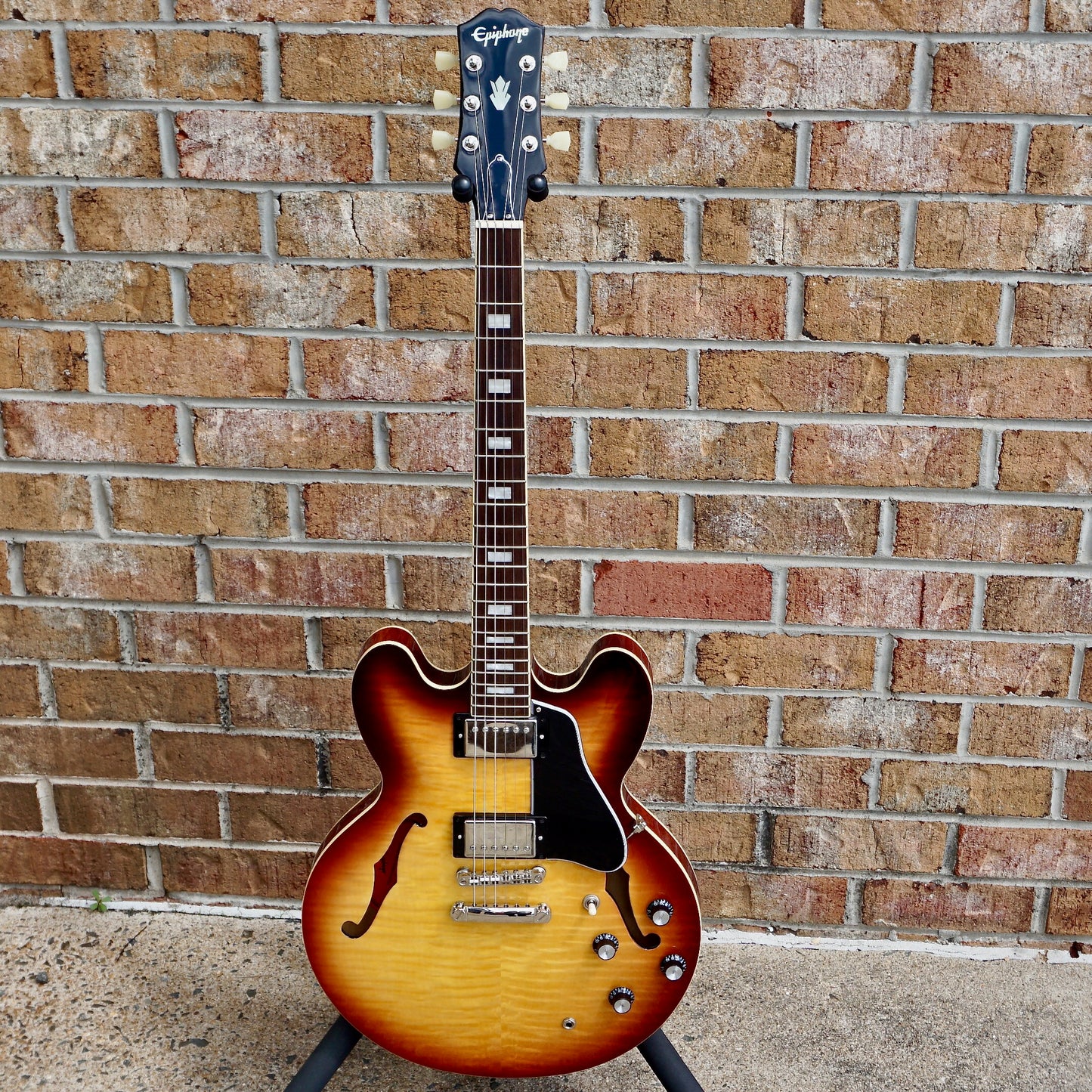 Epiphone ES-335 Figured Raspberry Tea Burst
