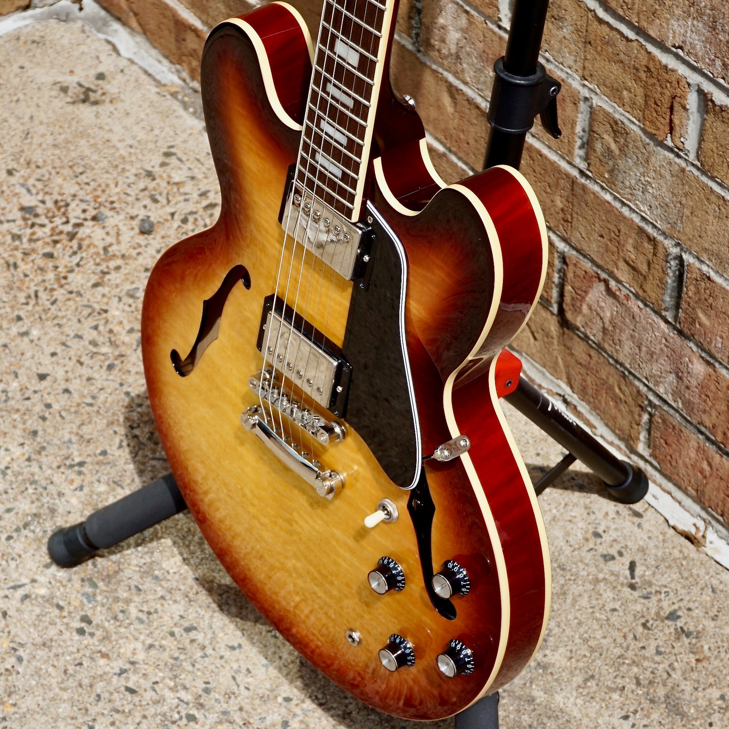 Epiphone ES-335 Figured Raspberry Tea Burst