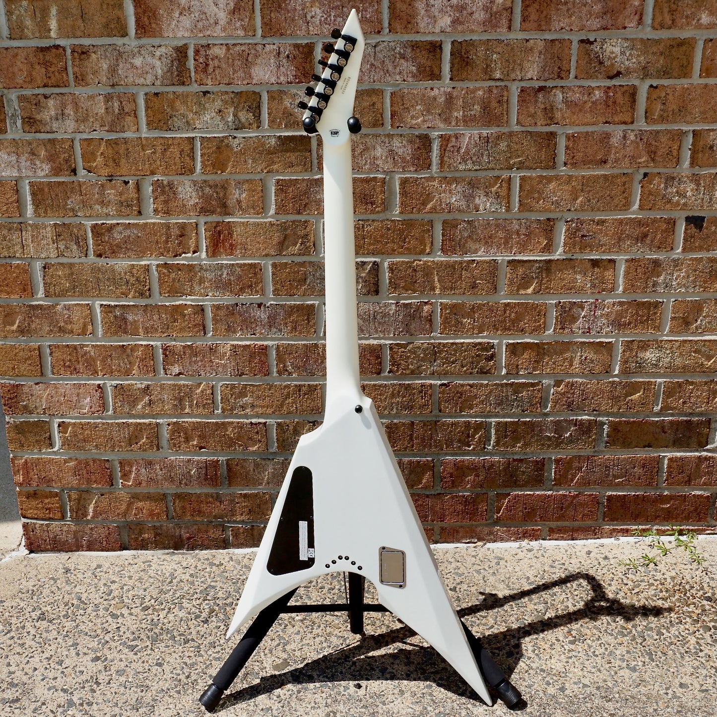 ESP E-II Arrow NT Snow White