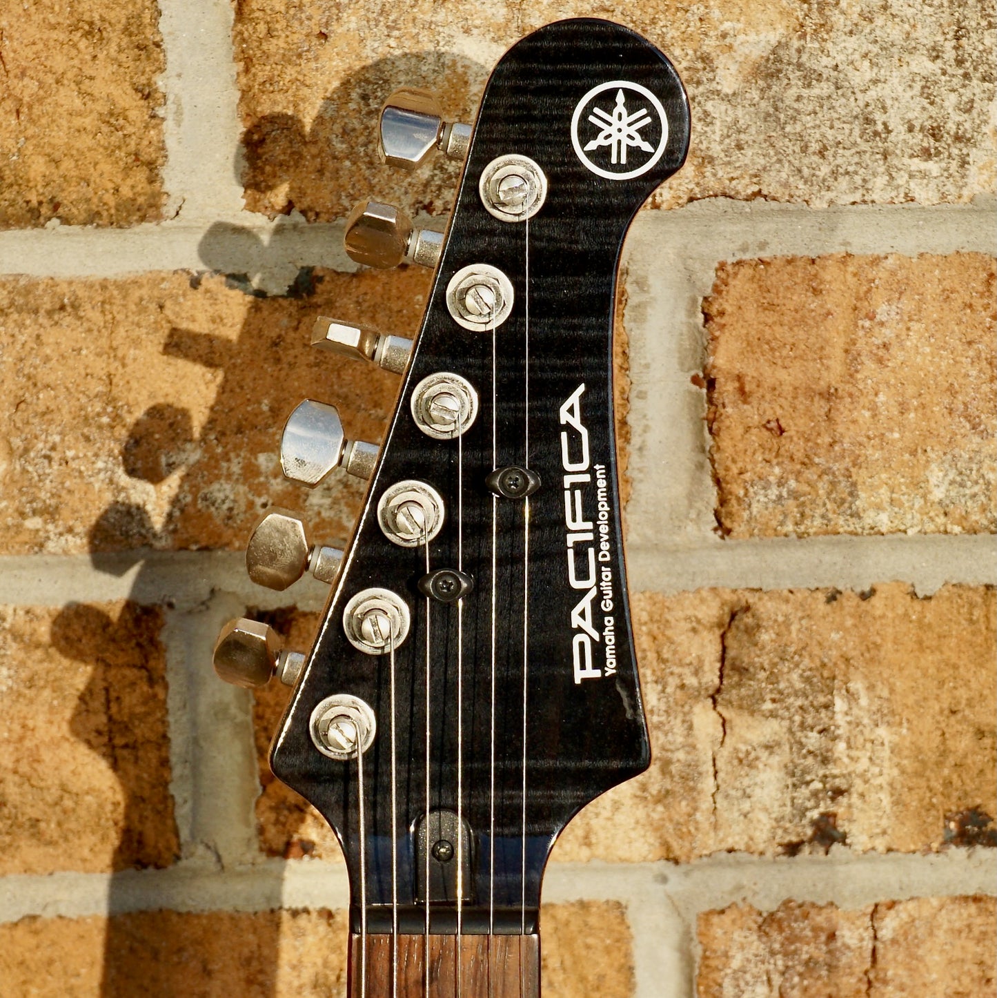 Yamaha Pacifica PAC611HFM Black