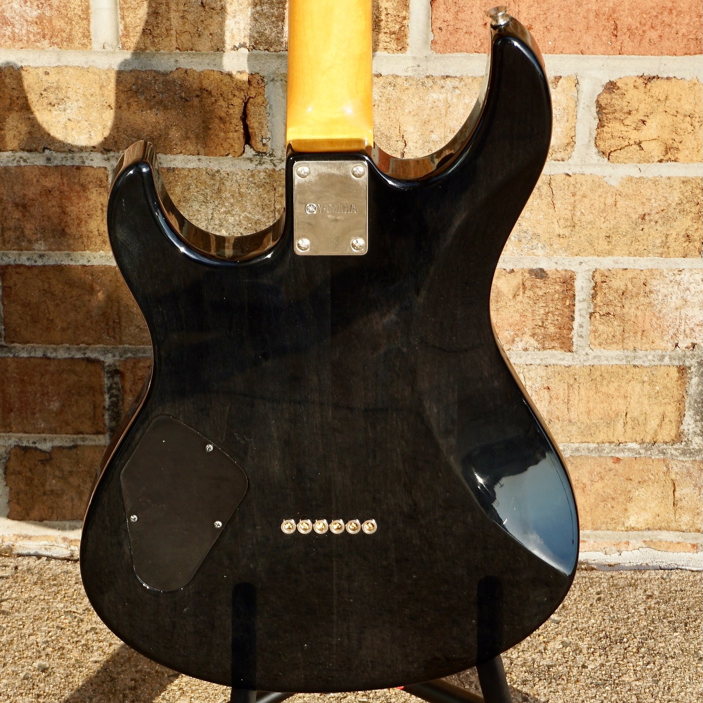 Yamaha Pacifica PAC611HFM Black