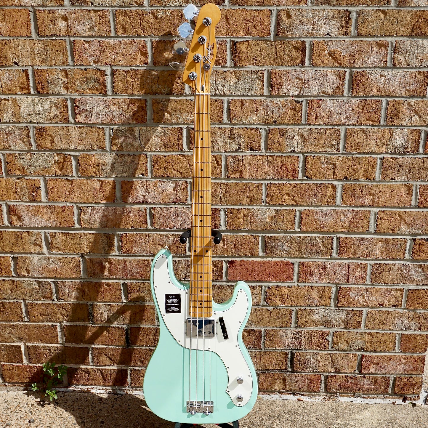 Fender Vintera II '70s Telecaster Bass Maple FingerboardvSurf Green