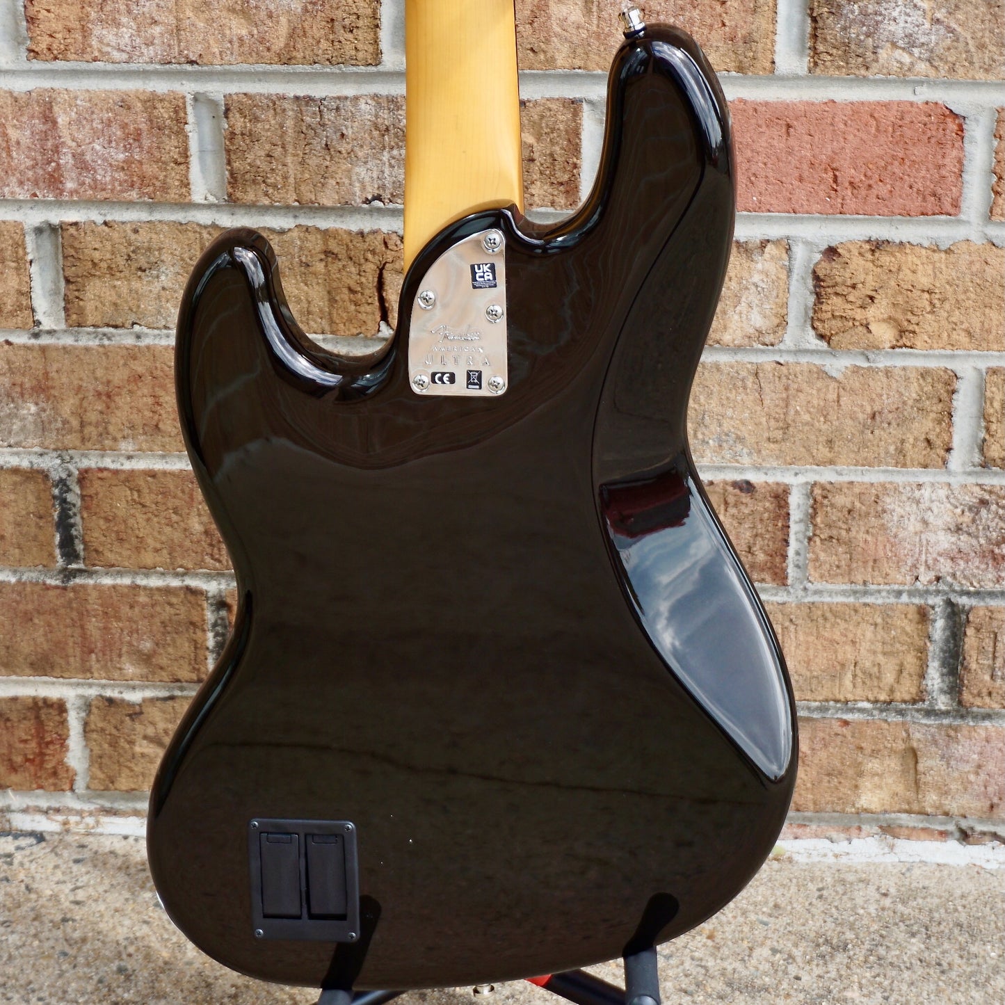 Fender American Ultra Jazz Bass Maple Fingerboard Texas Tea