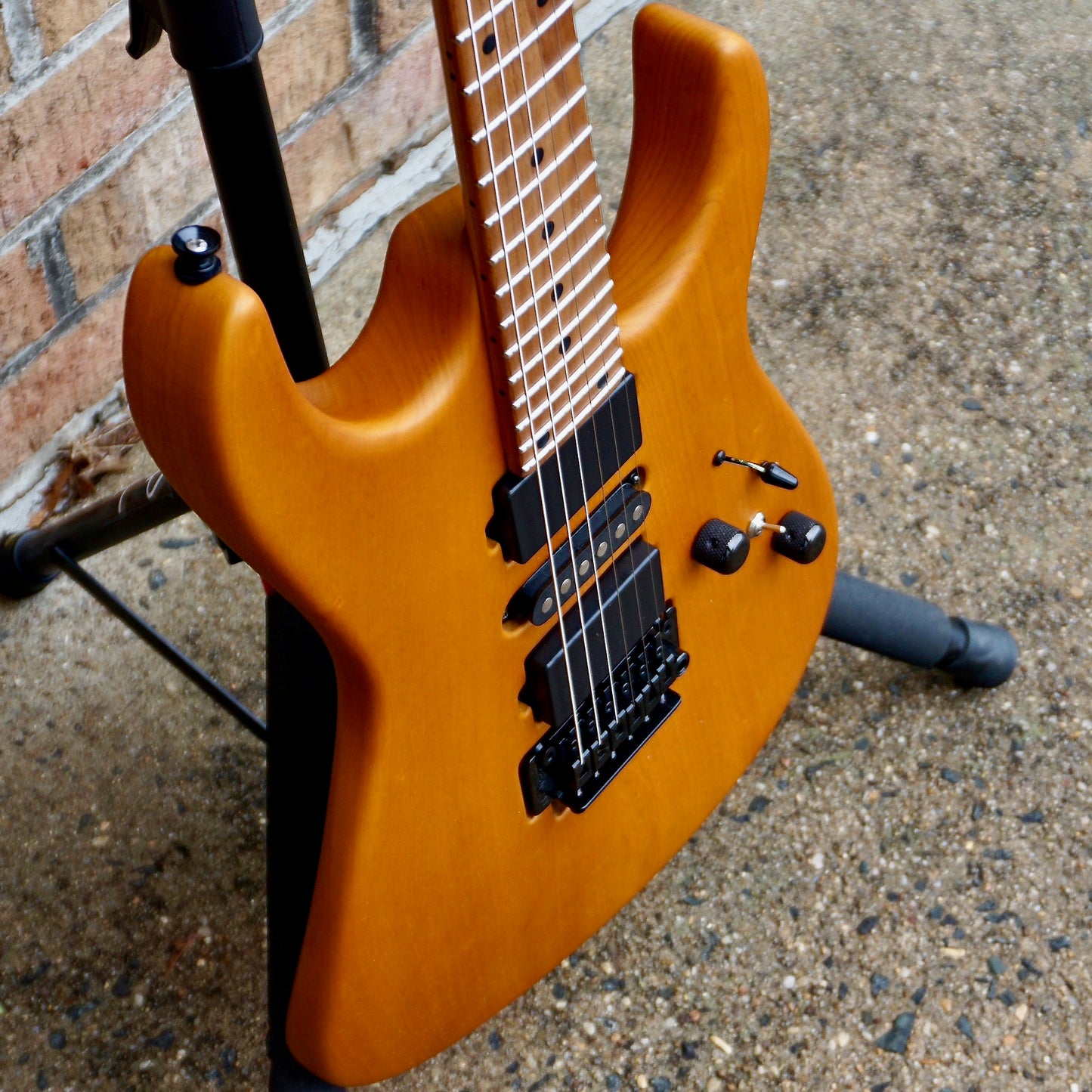 Tom Anderson Angel Player Satin Aged Transparent Amber