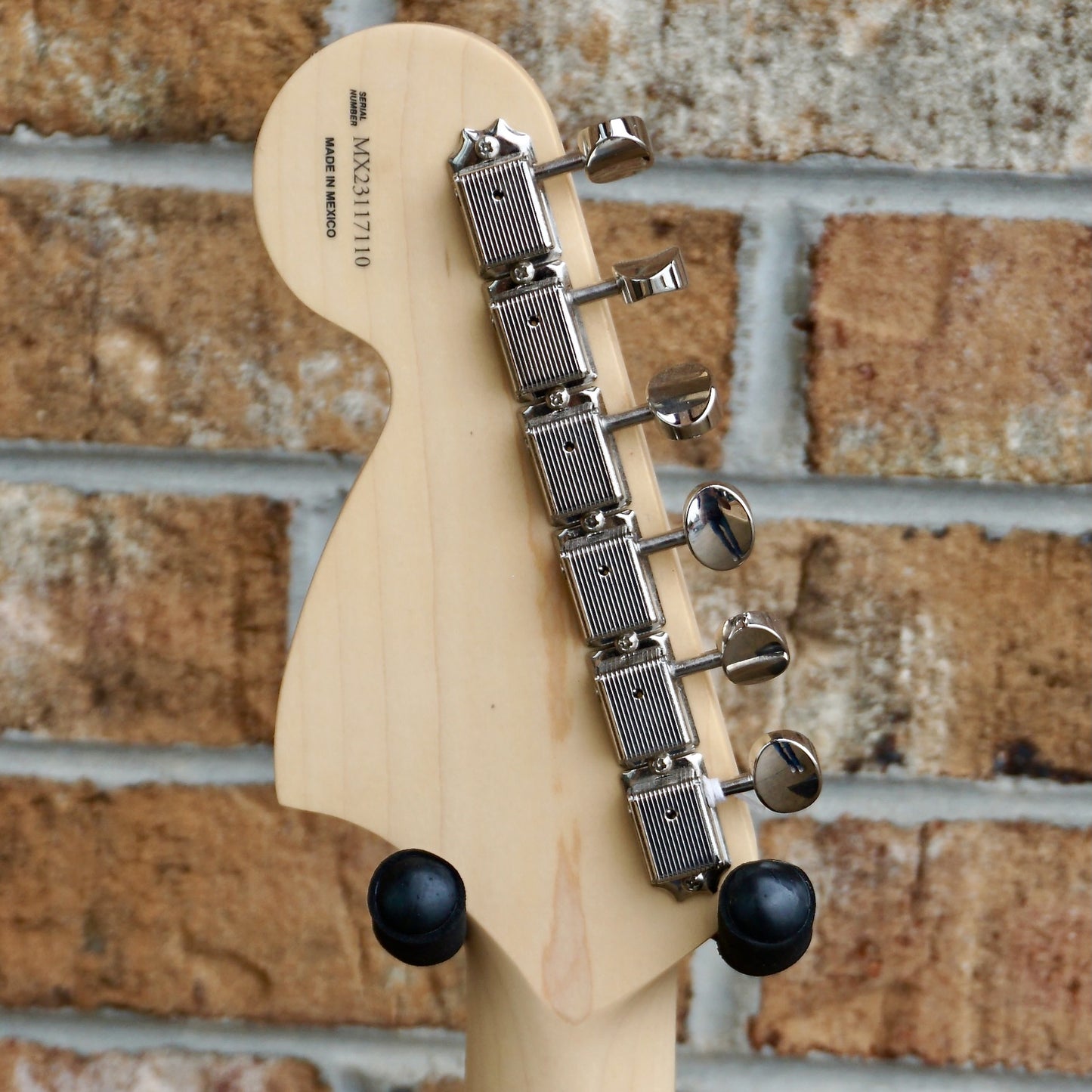 Fender Limited Edition Tom DeLonge Stratocaster Rosewood Fingerboard, Black
