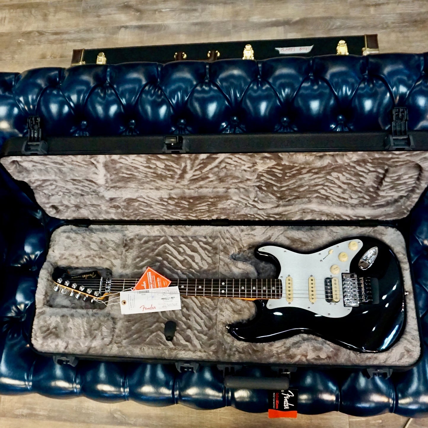 Fender Ultra Luxe Stratocaster Floyd Rose HSS Rosewood Fingerboard Mystic Black
