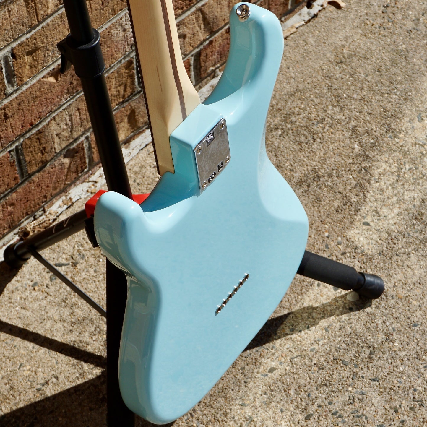 Fender Limited Edition Tom DeLonge Stratocaster Rosewood Fingerboard Surf Green