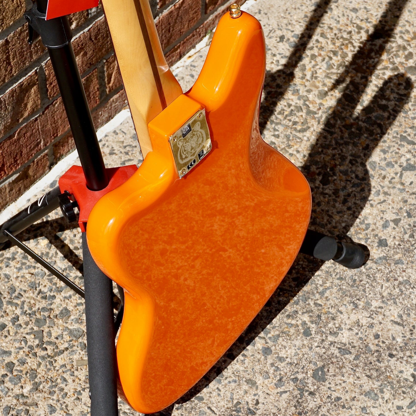 Fender Limited Edition Mike Kerr Jaguar Bass Rosewood Fingerboard Tiger's Blood Orange
