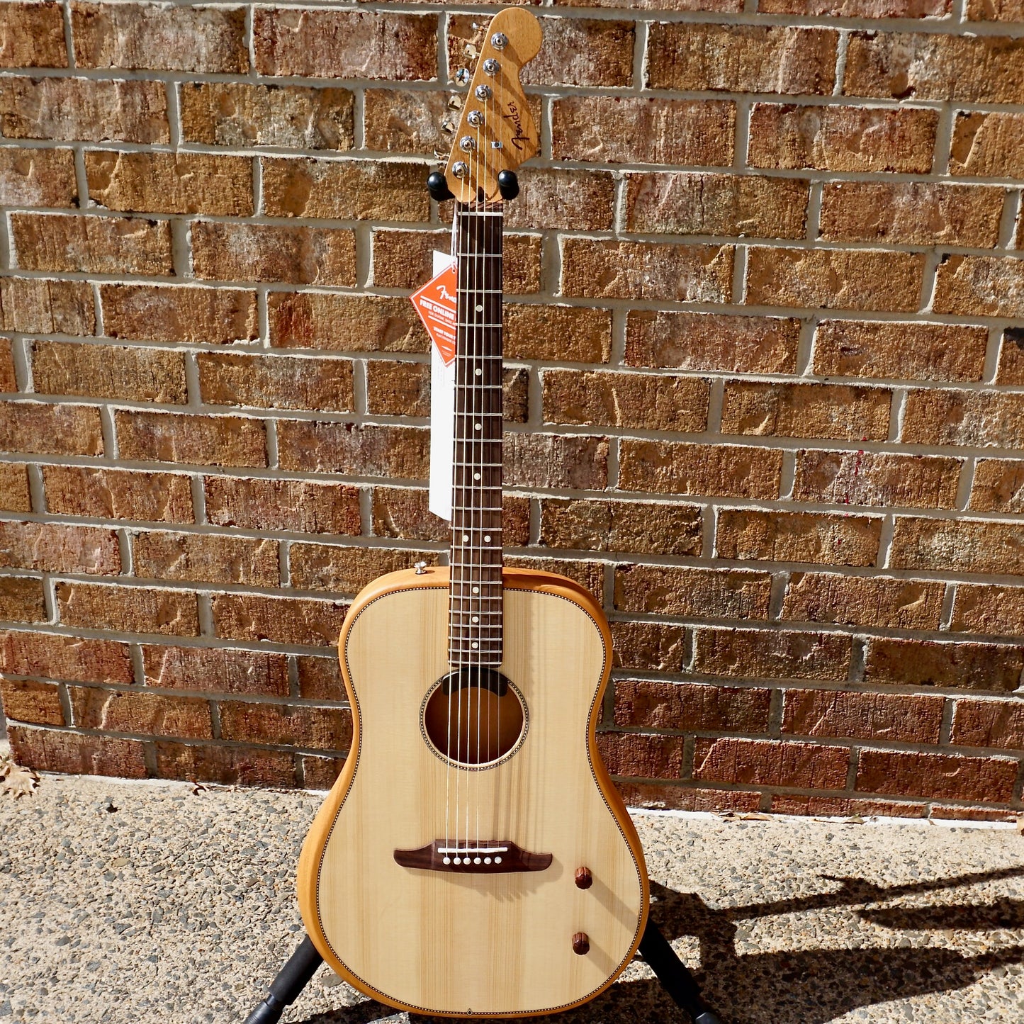 Fender Highway Series Dreadnought, Rosewood Fingerboard Natural