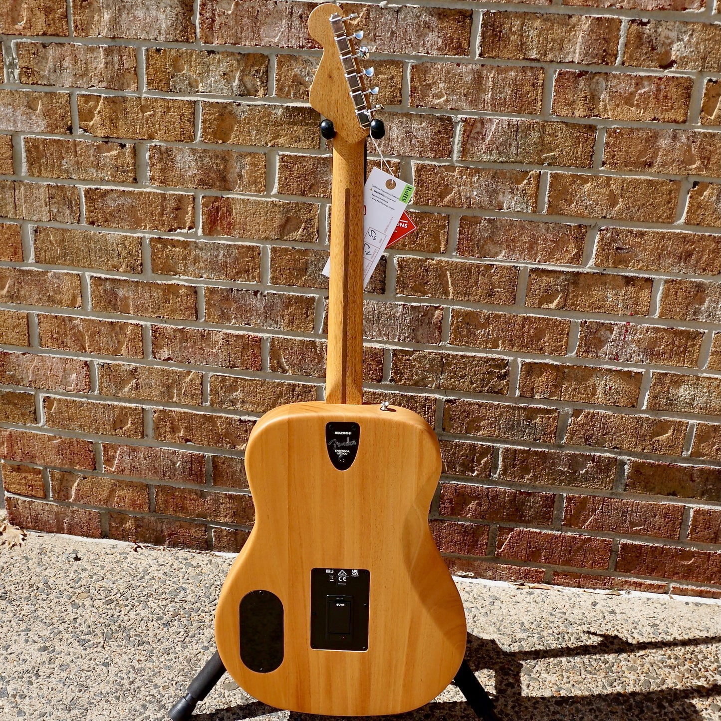 Fender Highway Series Dreadnought, Rosewood Fingerboard Natural