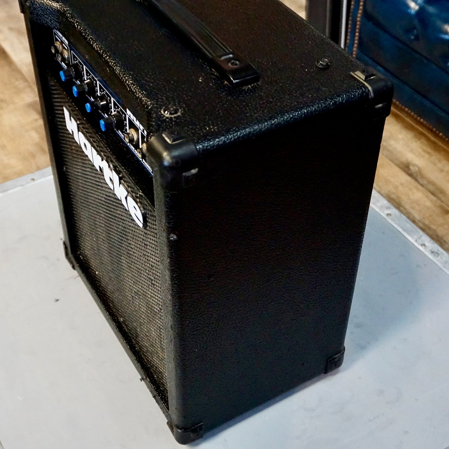 Hartke B300