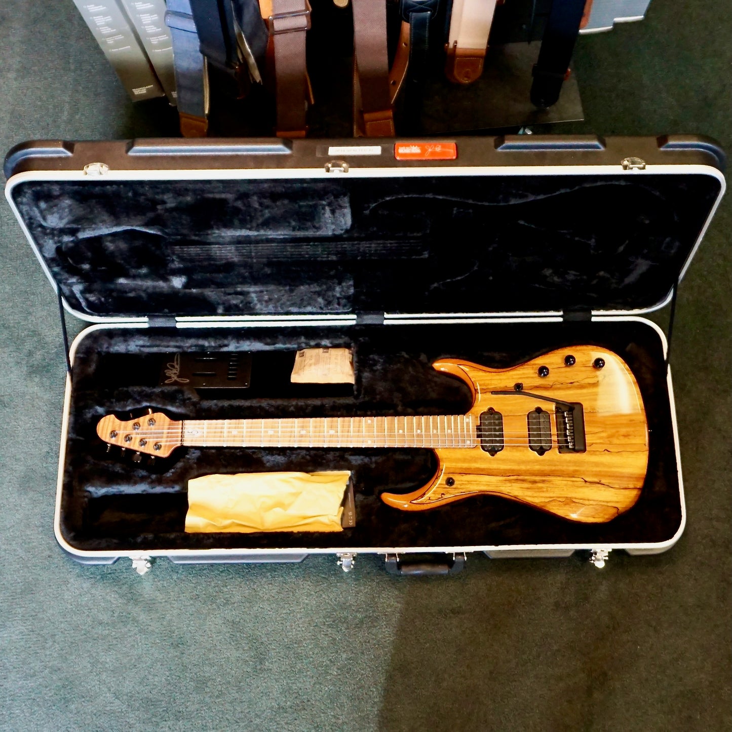 Ernie Ball Music Man JP15 Piledriver
