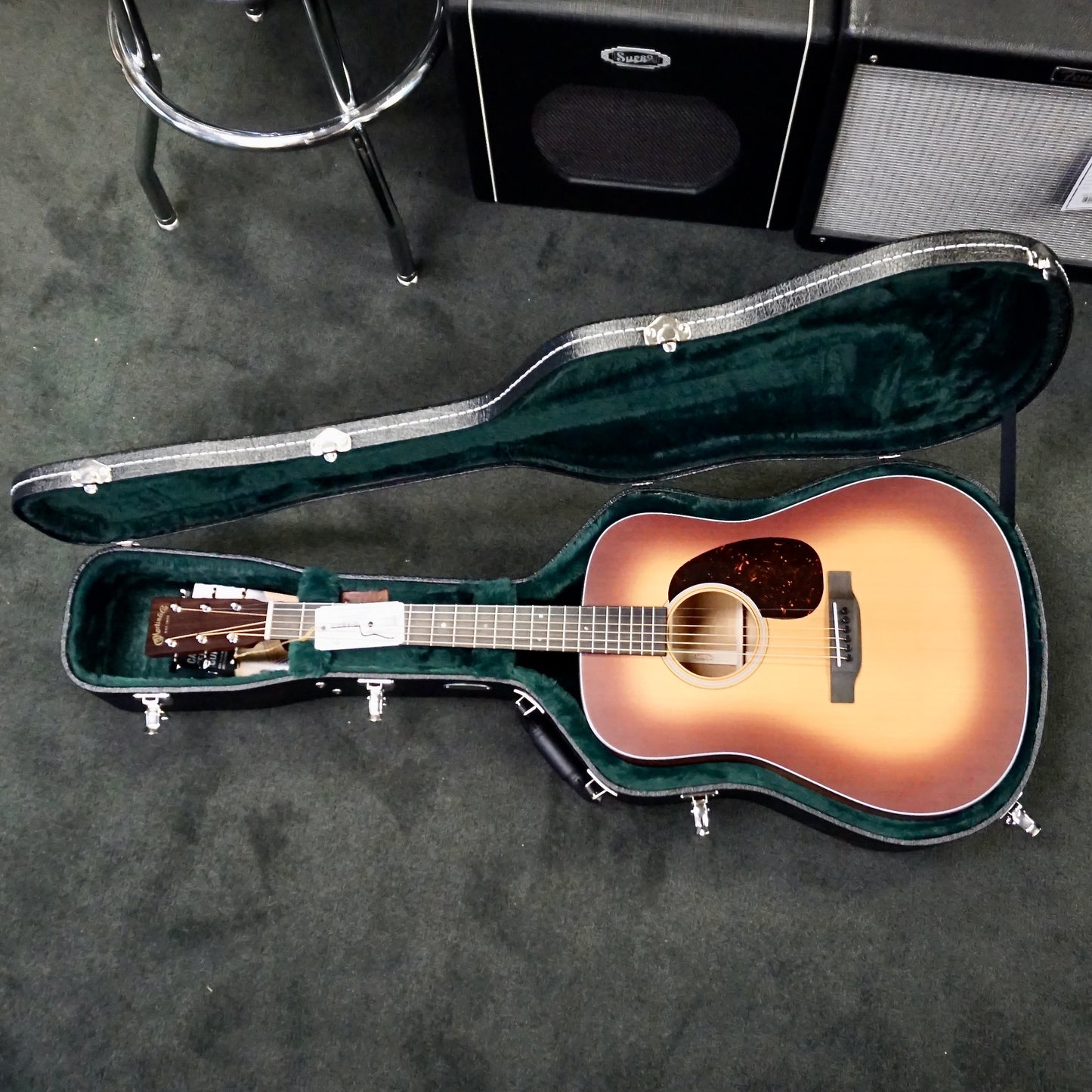 Martin D-18 Satin Amberburst