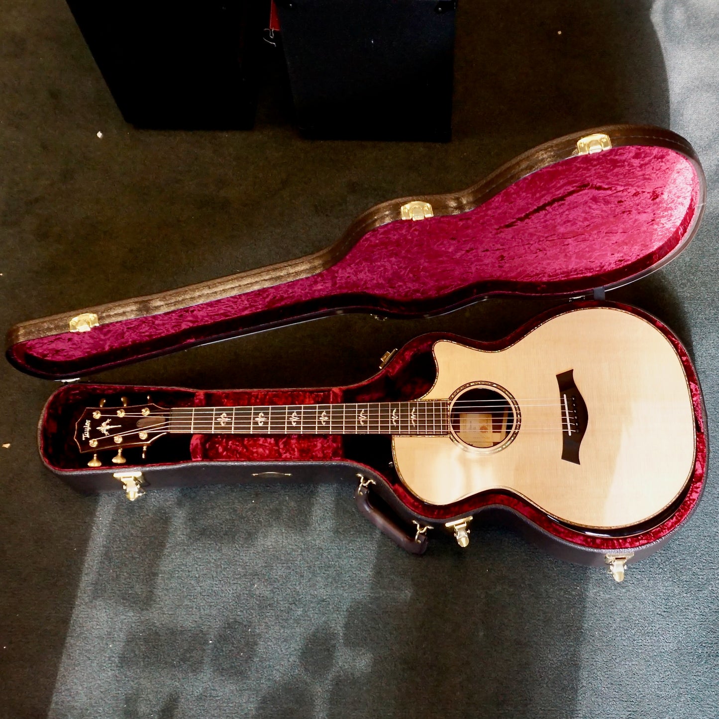 Taylor 914ce