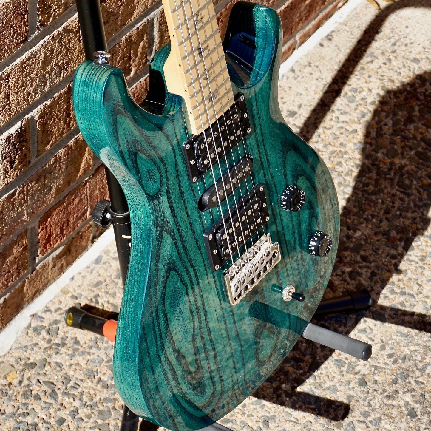 PRS SE Swamp Ash Special Iri Blue