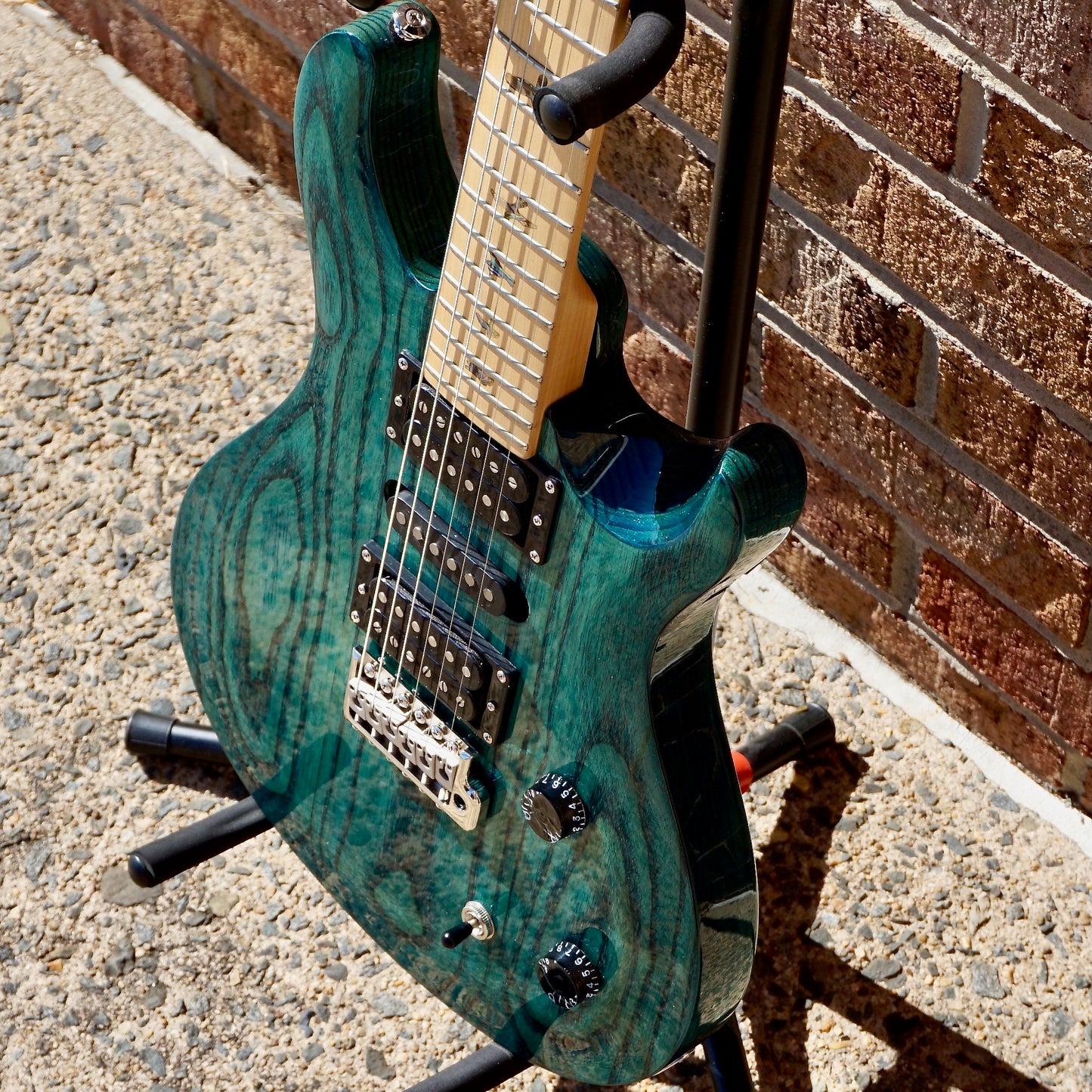 PRS SE Swamp Ash Special Iri Blue