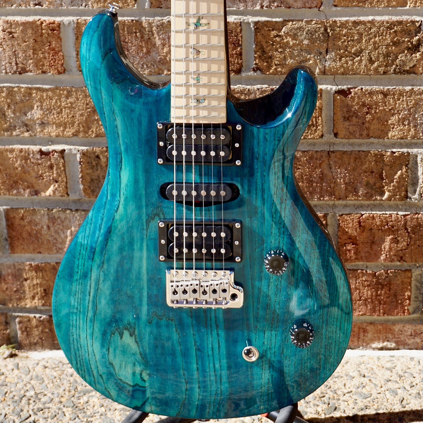 PRS SE Swamp Ash Special Iri Blue