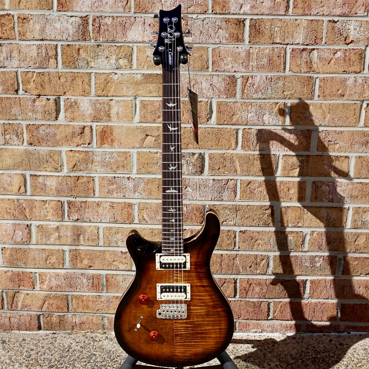 2022 PRS SE Custom 24 Lefty Black Gold Sunburst