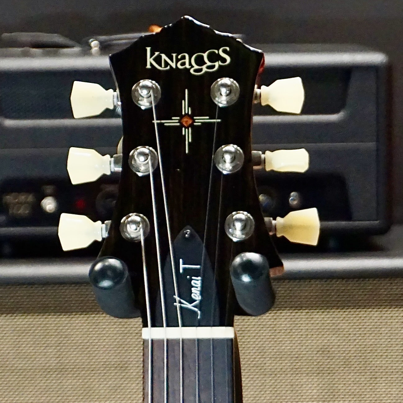 Knaggs Kenai T Sunflower