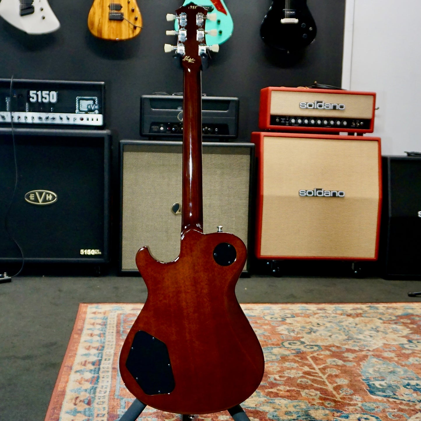 Knaggs Kenai T Sunflower