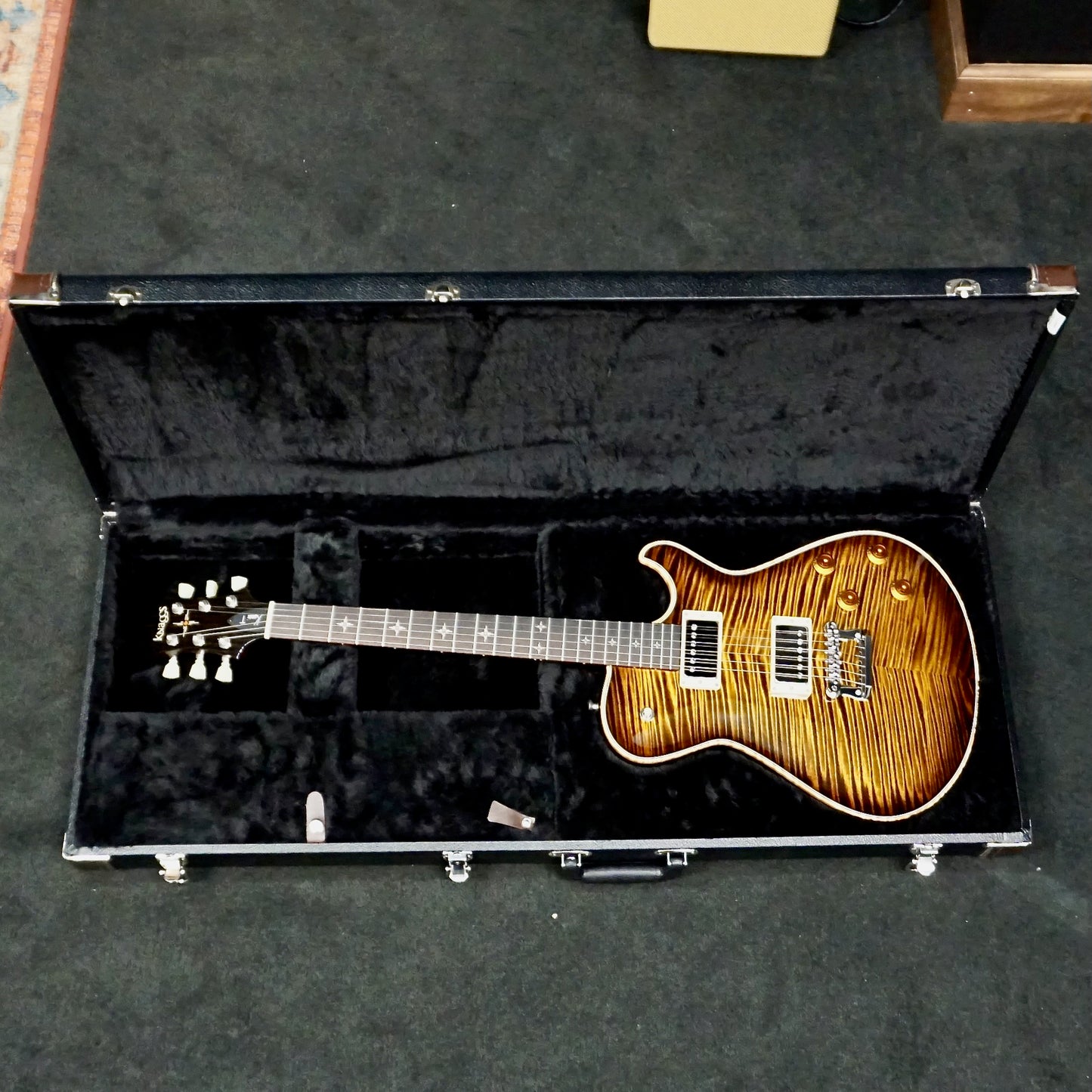 Knaggs Kenai T Sunflower