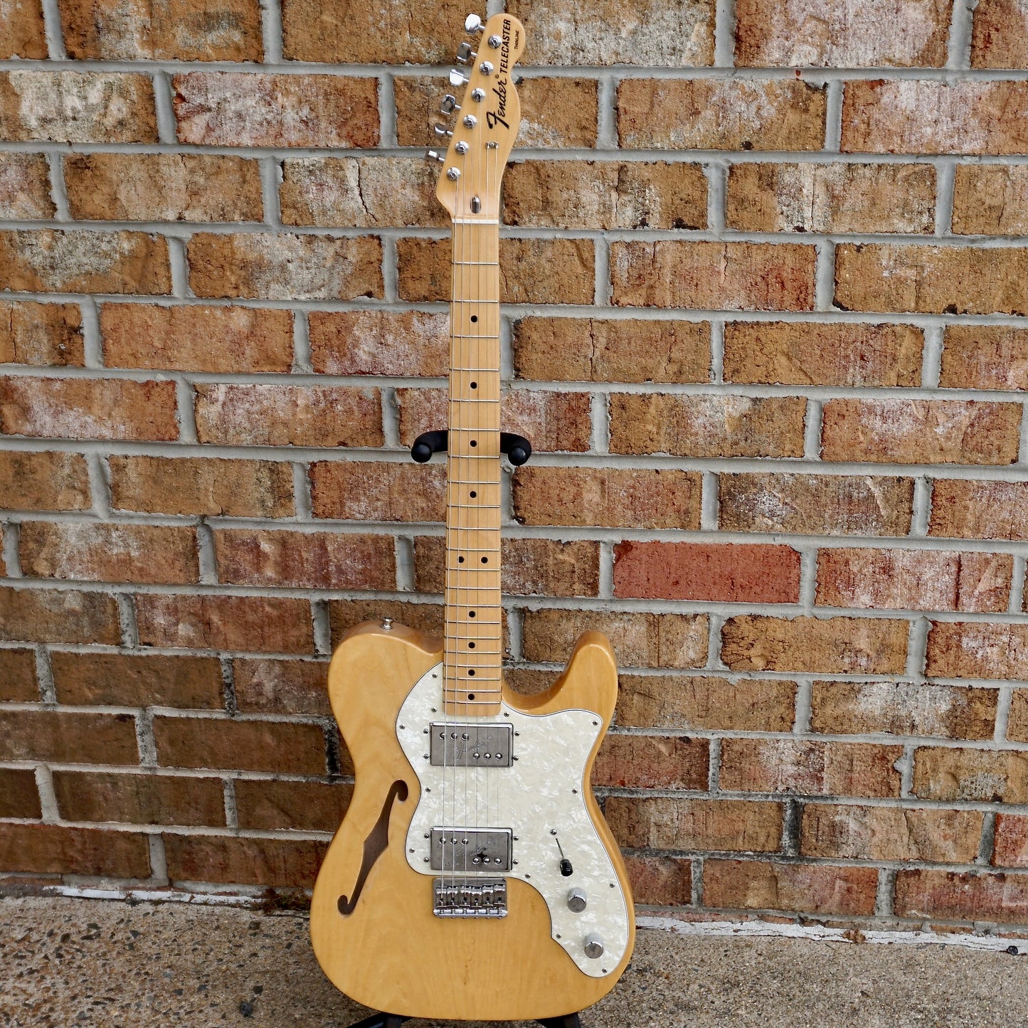Fender Classic Series '72 Thinline Telecaster Natural