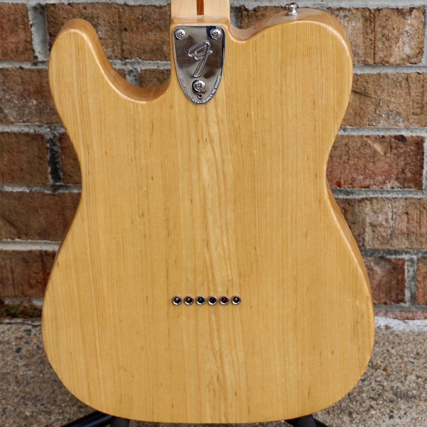 Fender Classic Series '72 Thinline Telecaster Natural