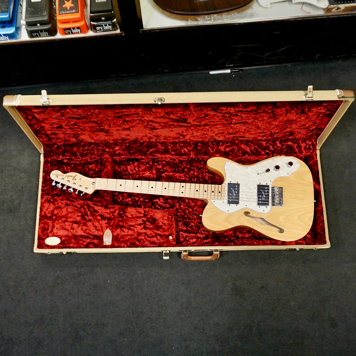 Fender Classic Series '72 Thinline Telecaster Natural