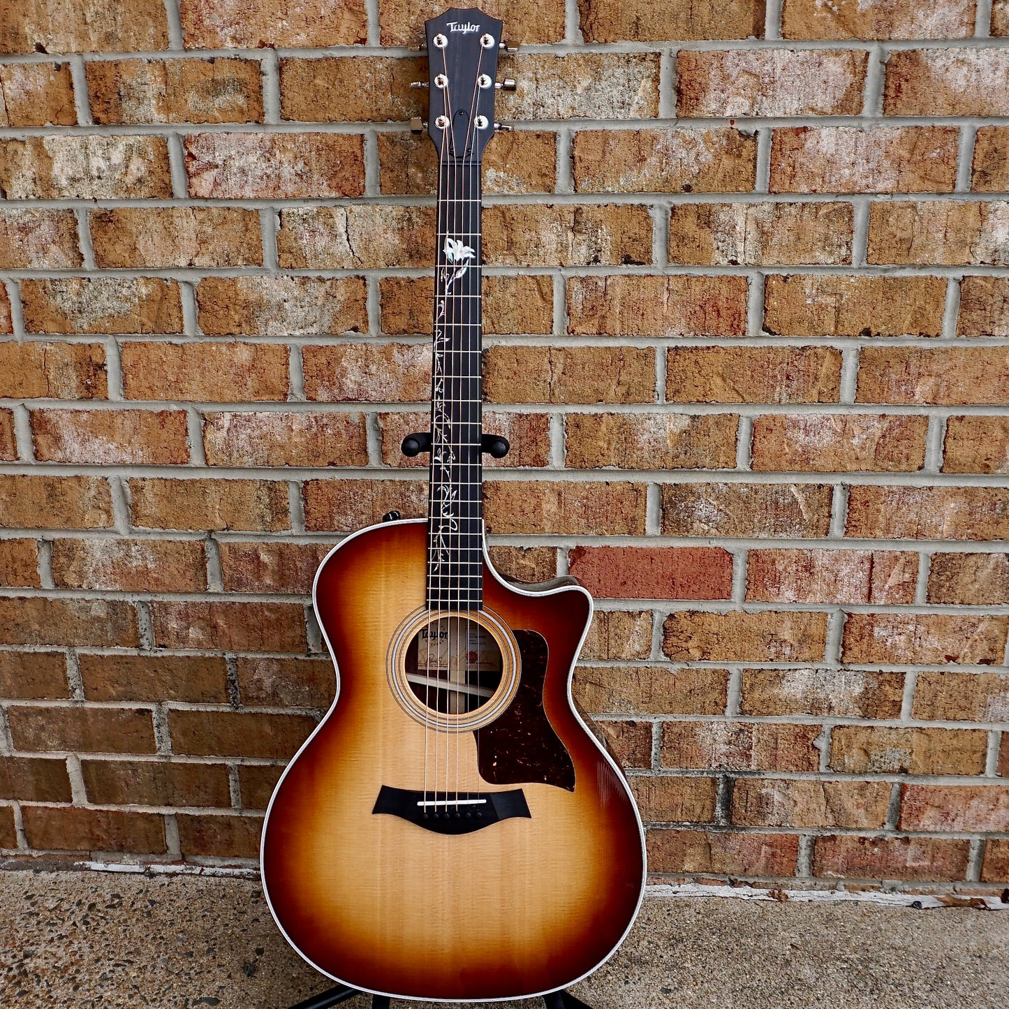Taylor 414ce-R LTD Lily and Vine