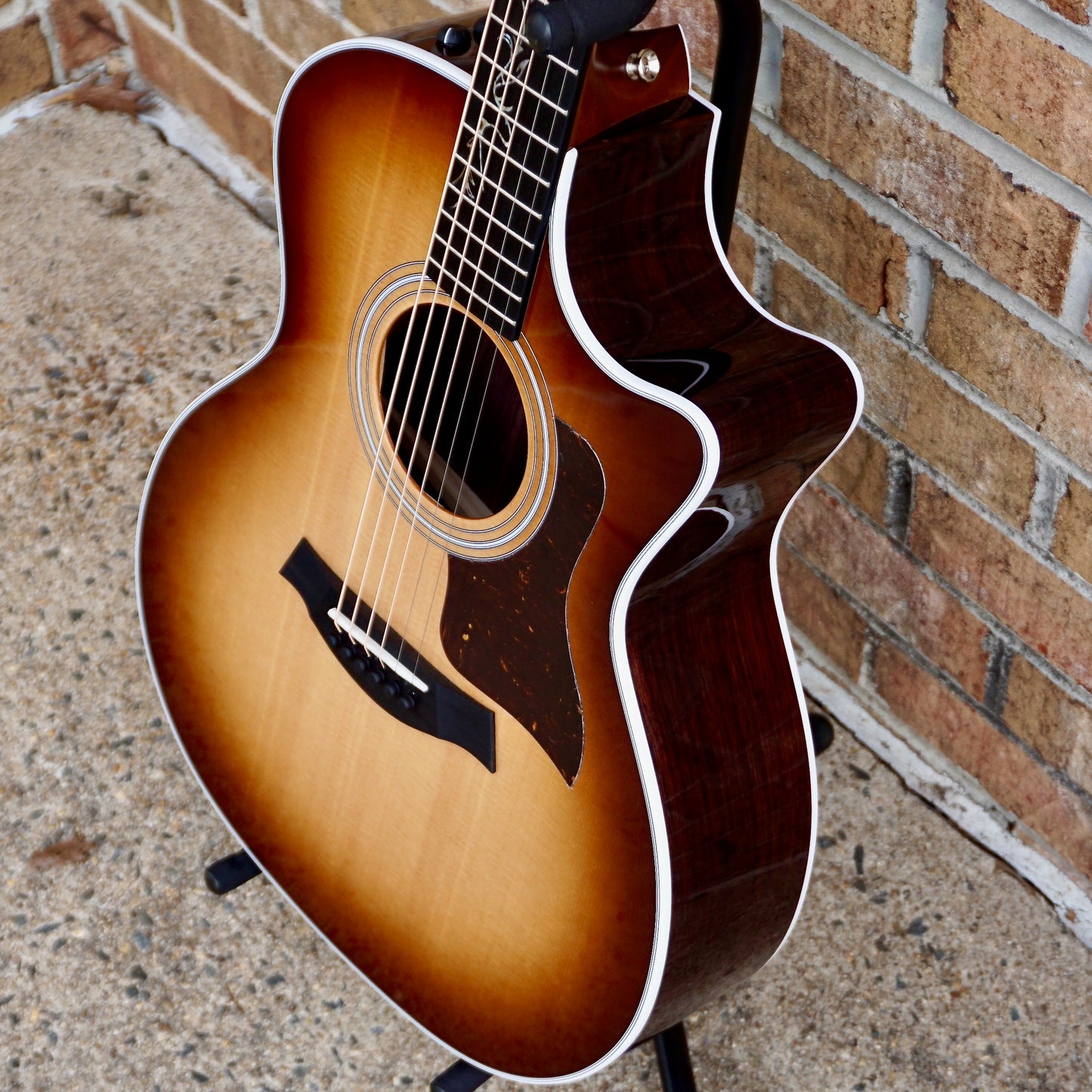 Taylor 414ce-R LTD Lily and Vine