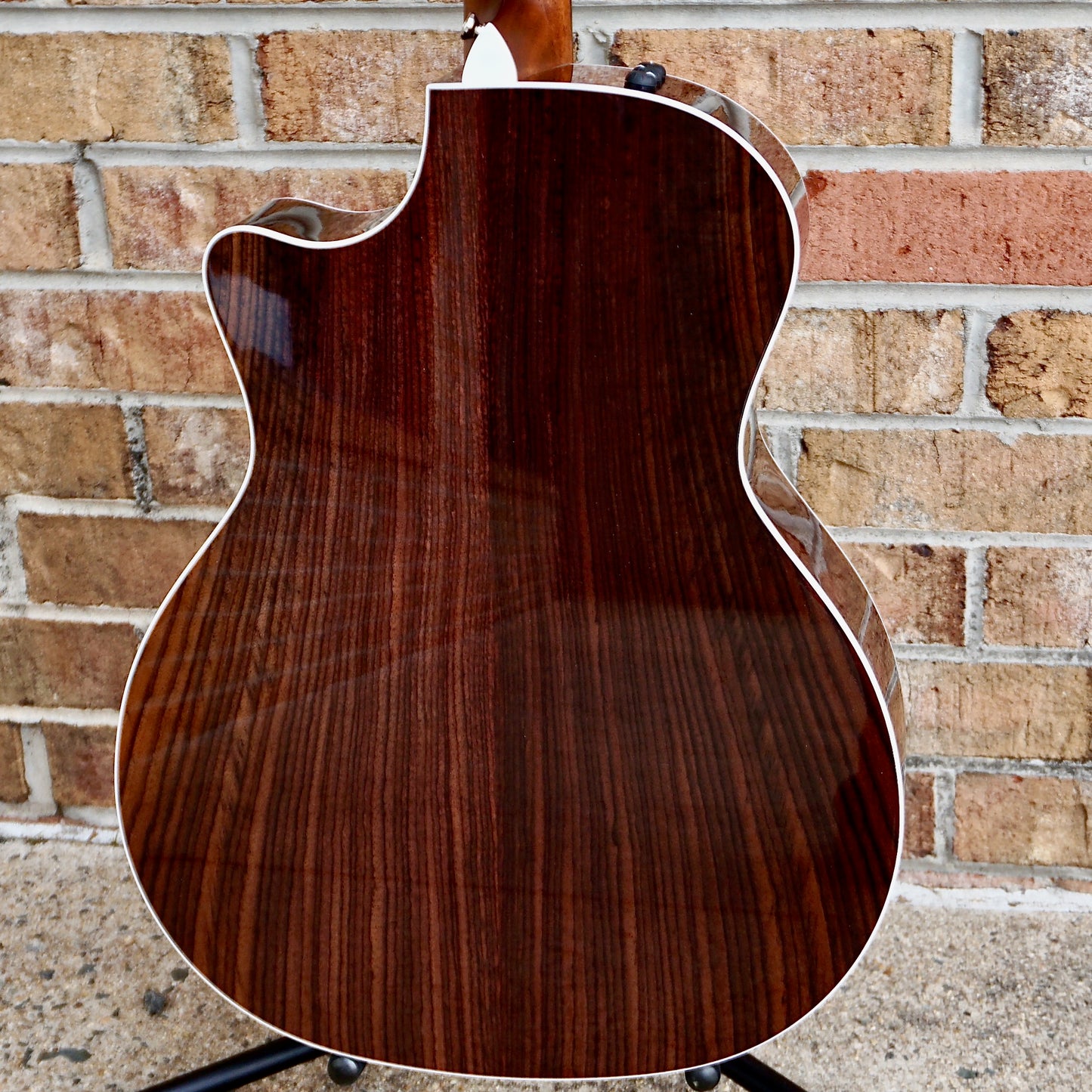 Taylor 414ce-R LTD Lily and Vine