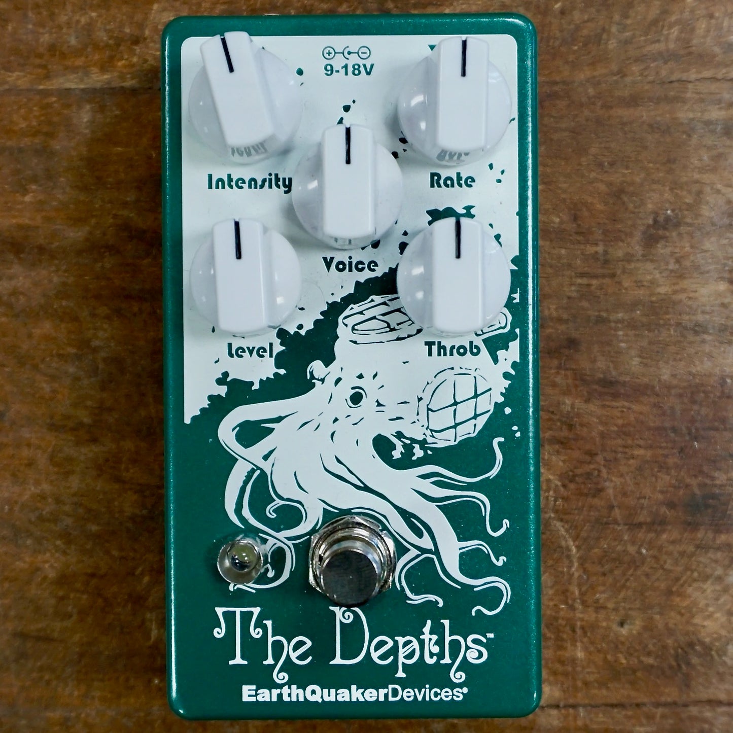 Earthquaker Devices The Depths