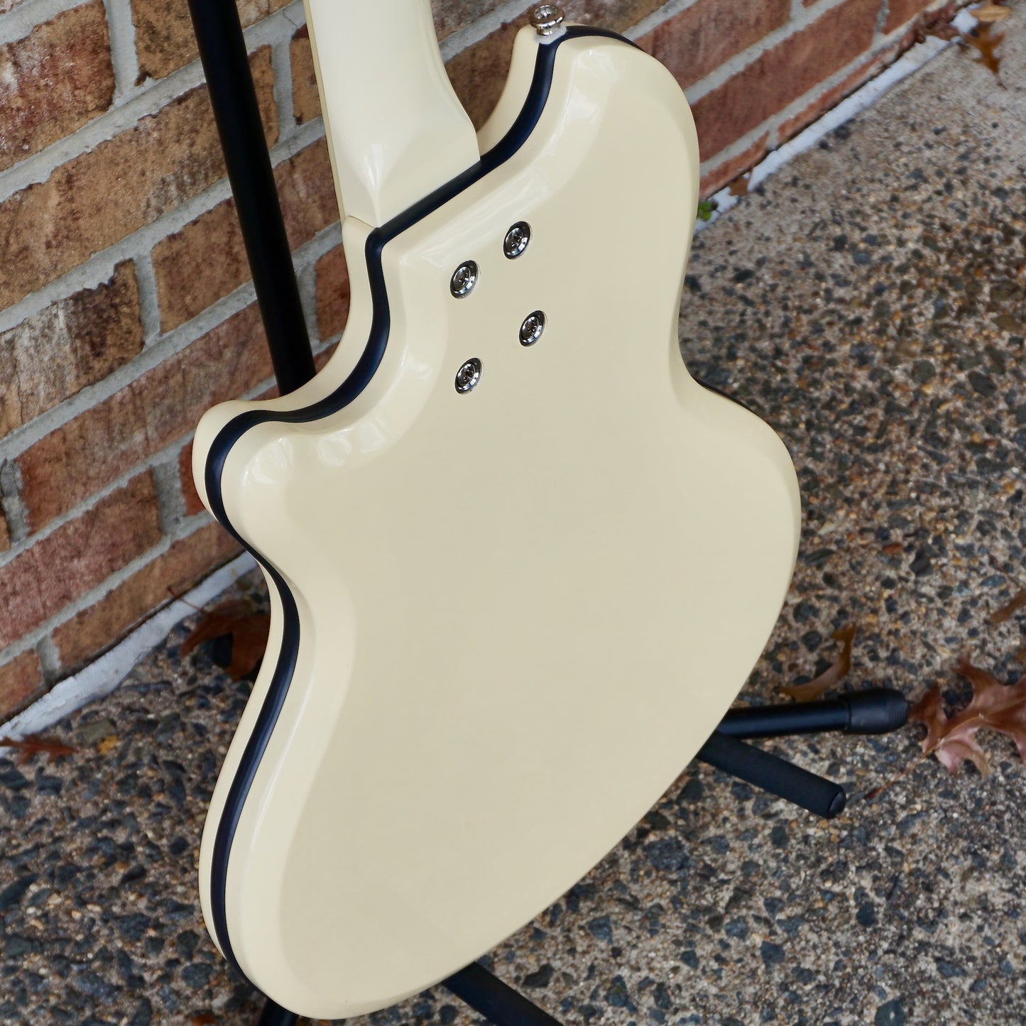 Eastwood Airline '59 Town and Country Cream