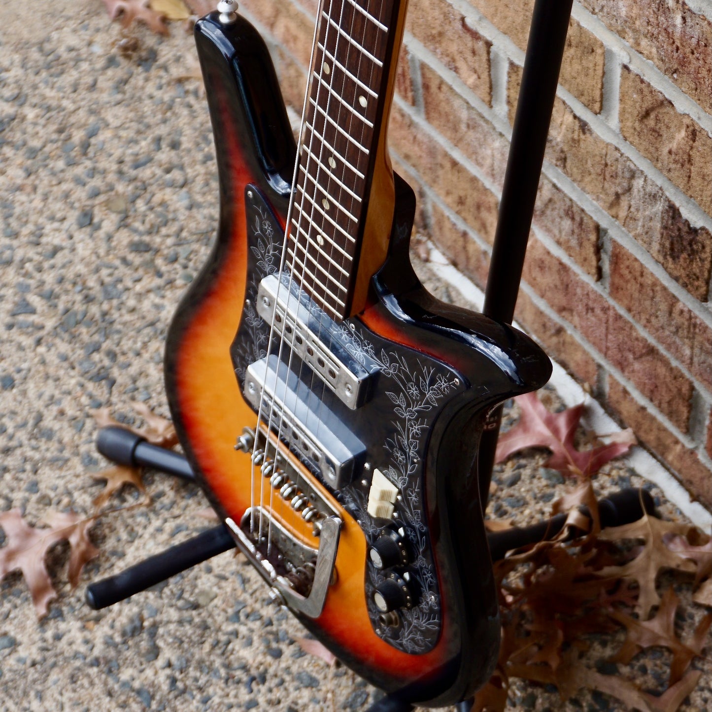 Teisco ET-200 Sunburst 60's Era