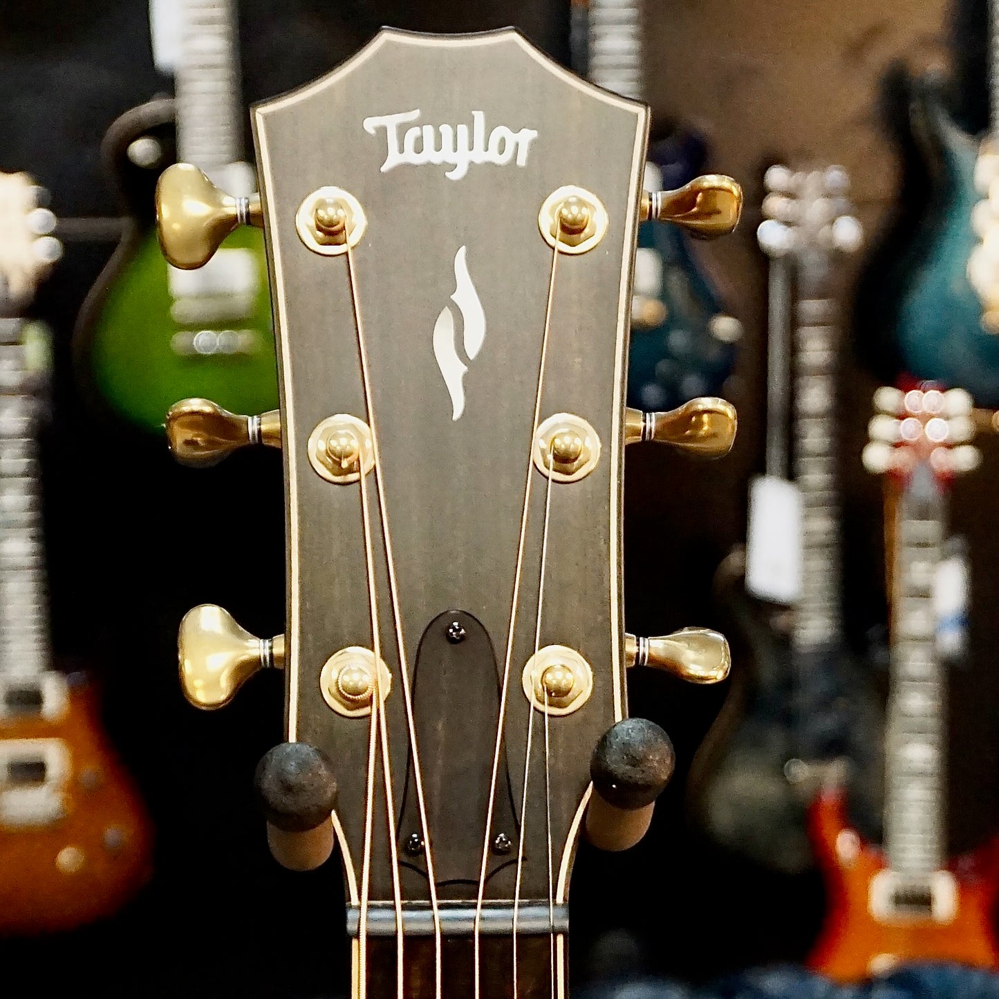 Taylor Builder's Edition 814ce Black Top