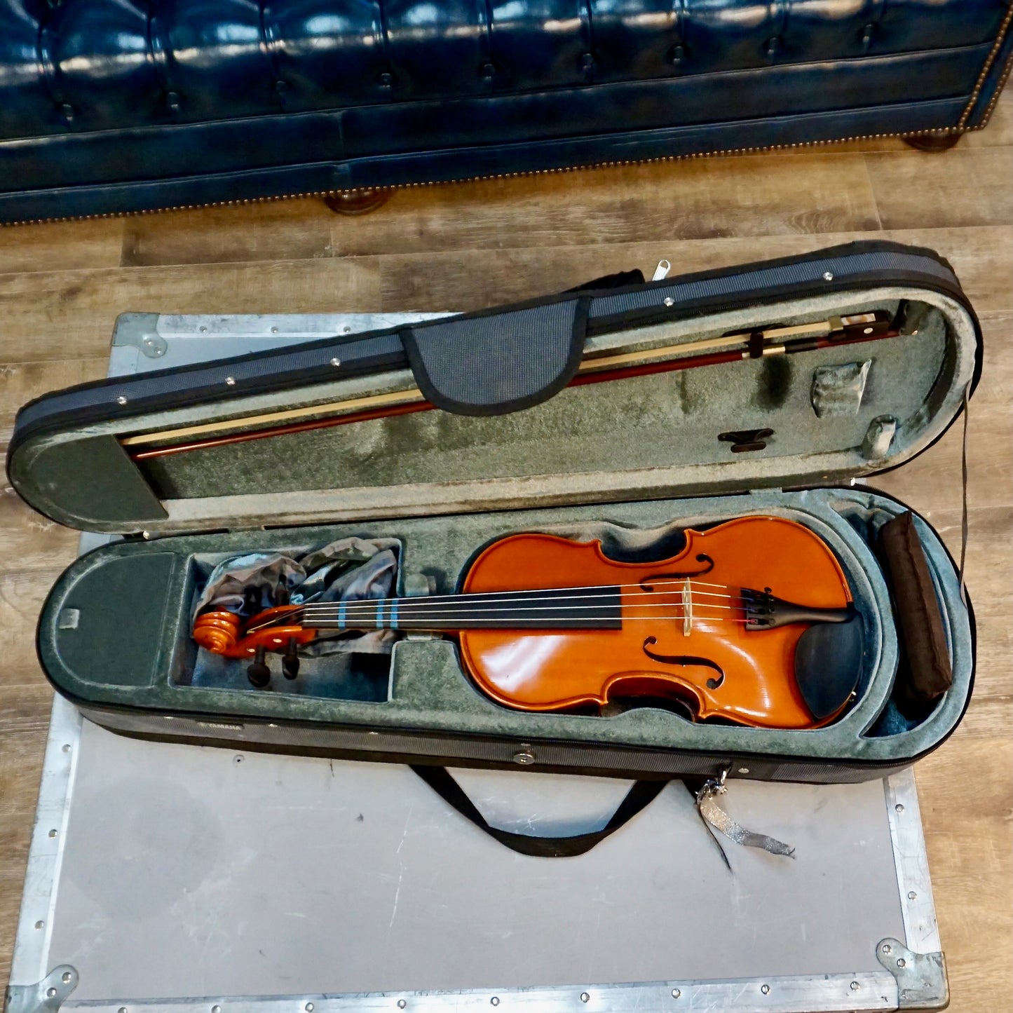 Yamaha VA5 14" Viola