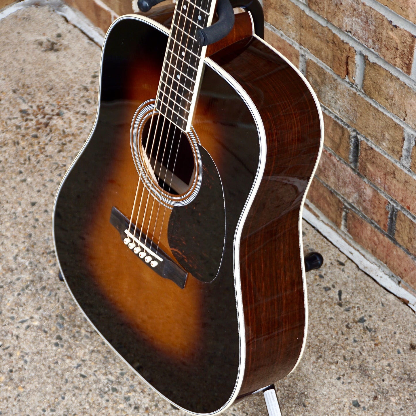 Martin D-35 1935 Sunburst
