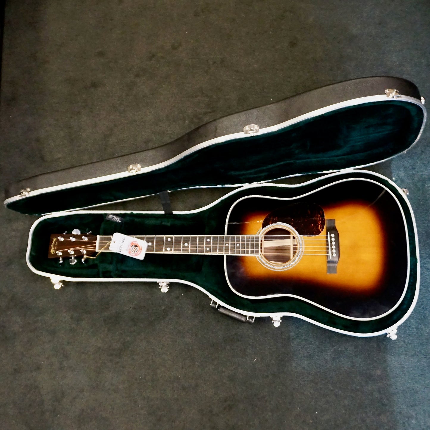 Martin D-35 1935 Sunburst