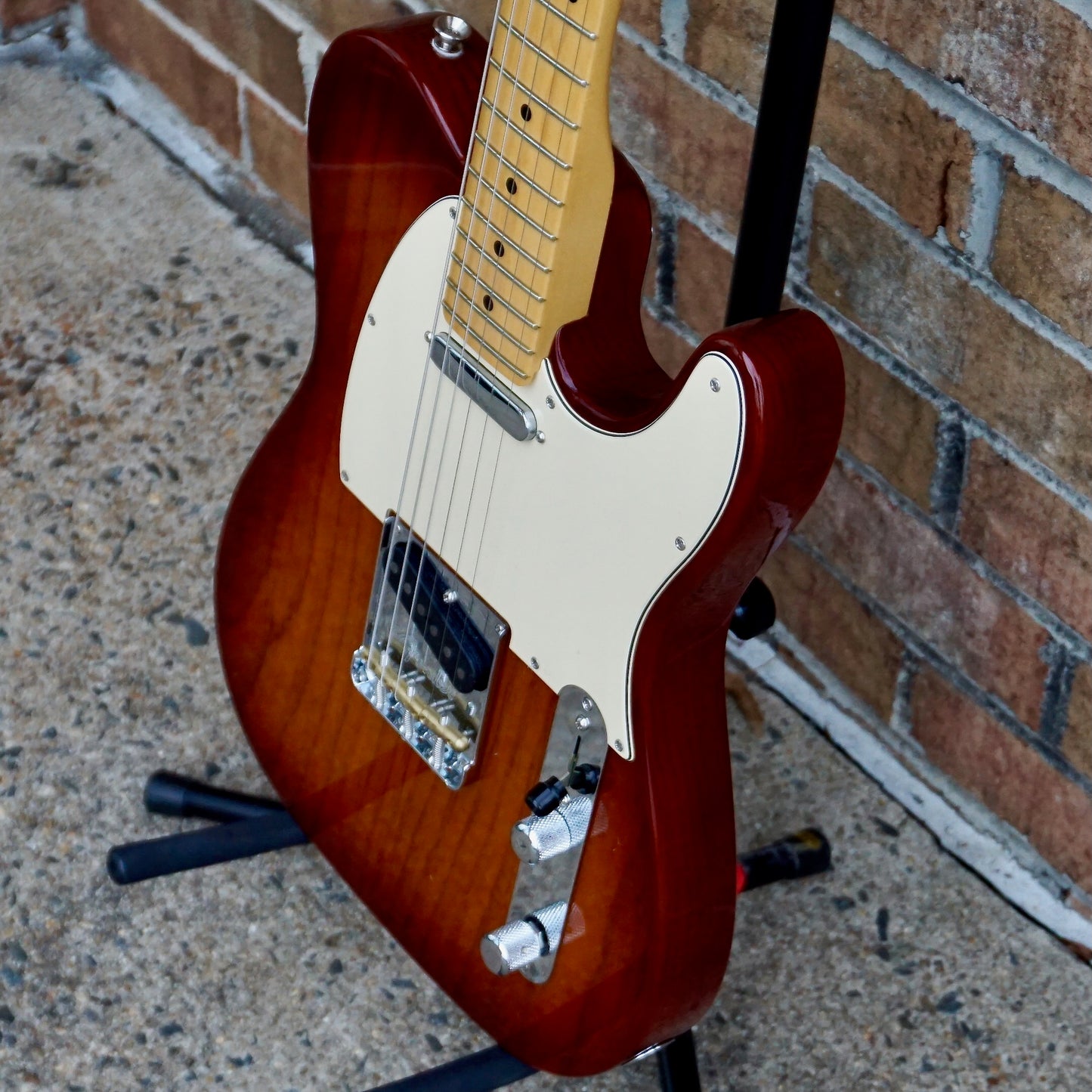 Fender American Professional II Telecaster Maple Fingerboard Sienna Sunburst