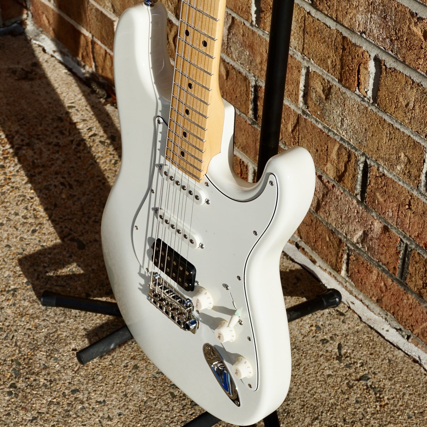 Suhr Classic S Maple HSS Olympic White