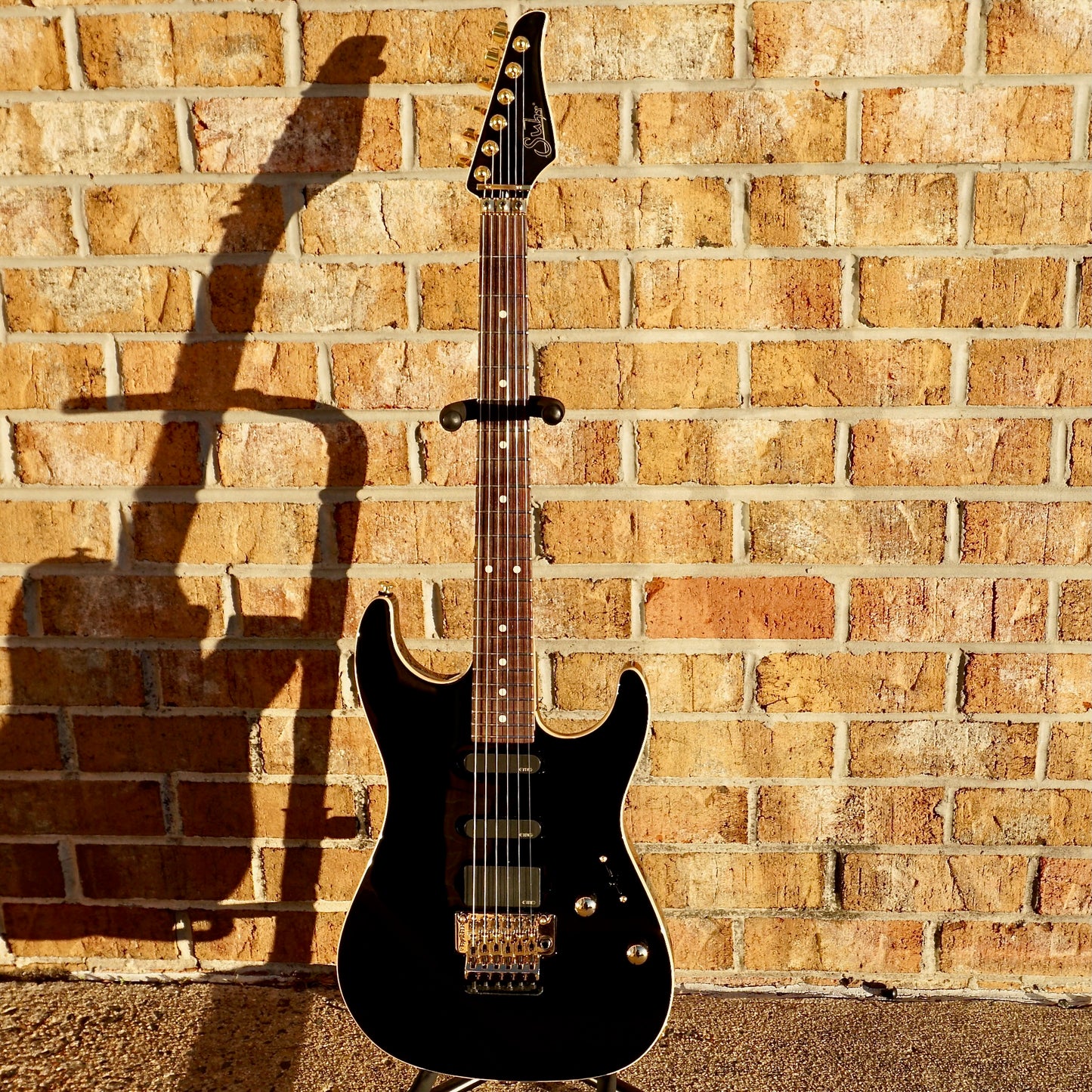 Suhr Standard Legacy Gloss Black