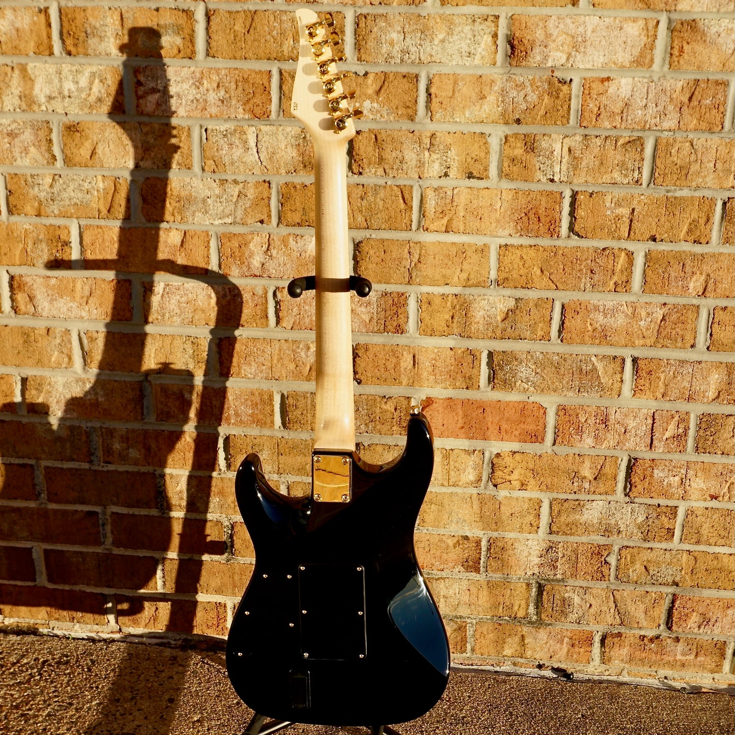 Suhr Standard Legacy Gloss Black