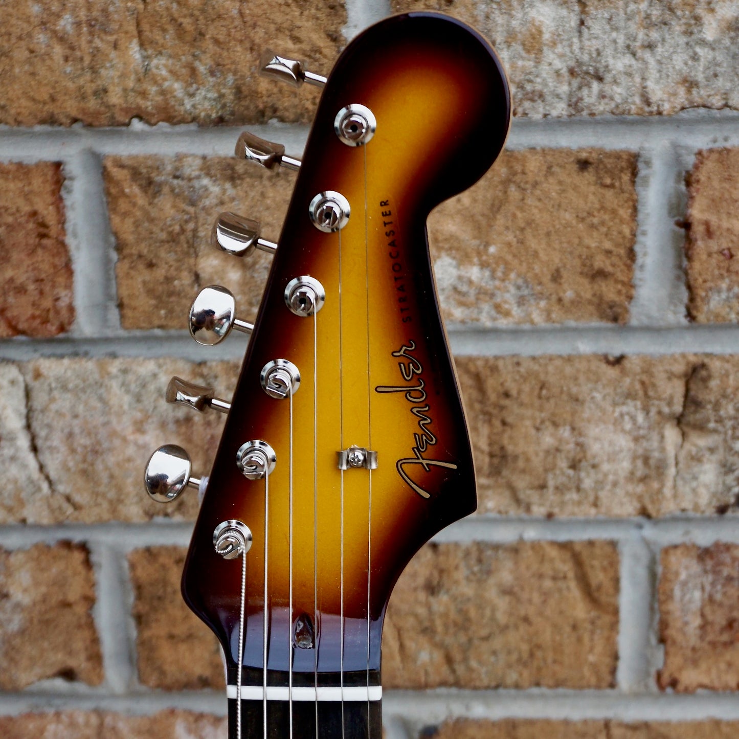 Fender Limited Edition Suona Stratocaster Thinline Ebony Fingerboard Violin Burst