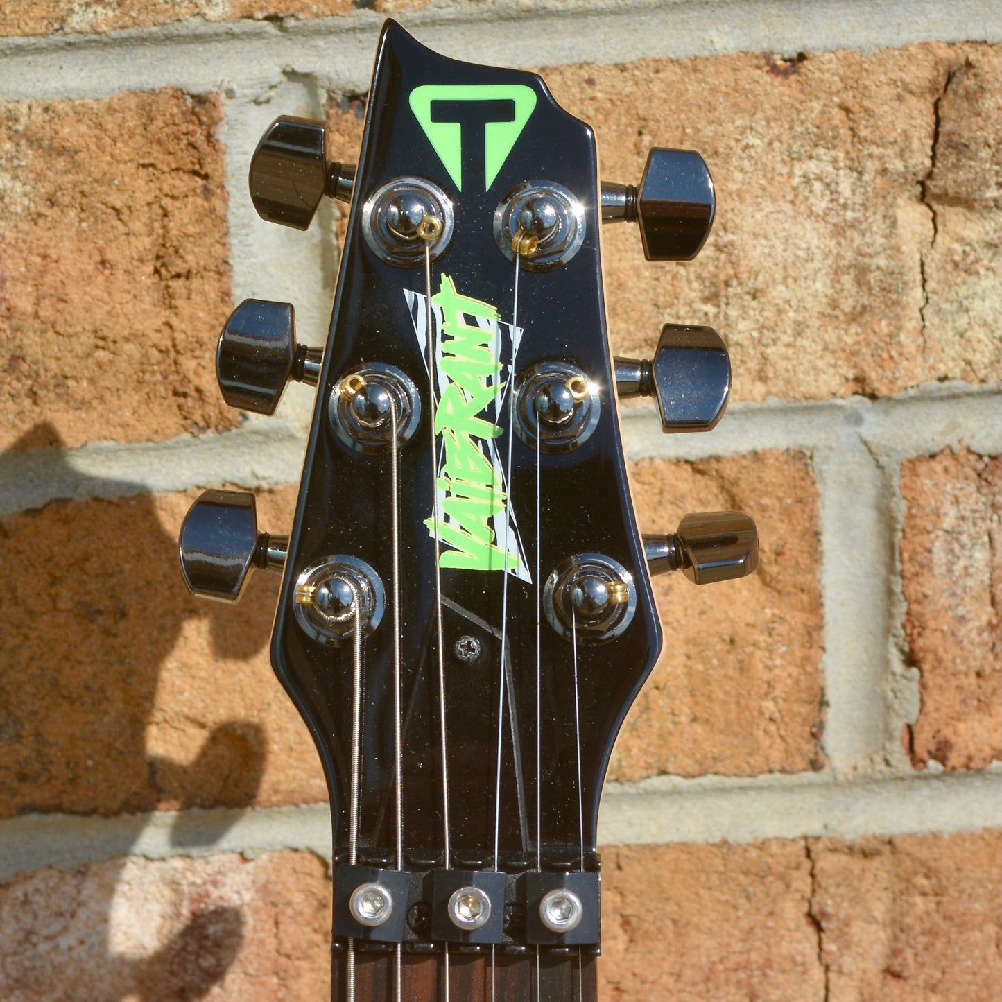 Traveler Vaibrant Deluxe V88X Cosmic Black
