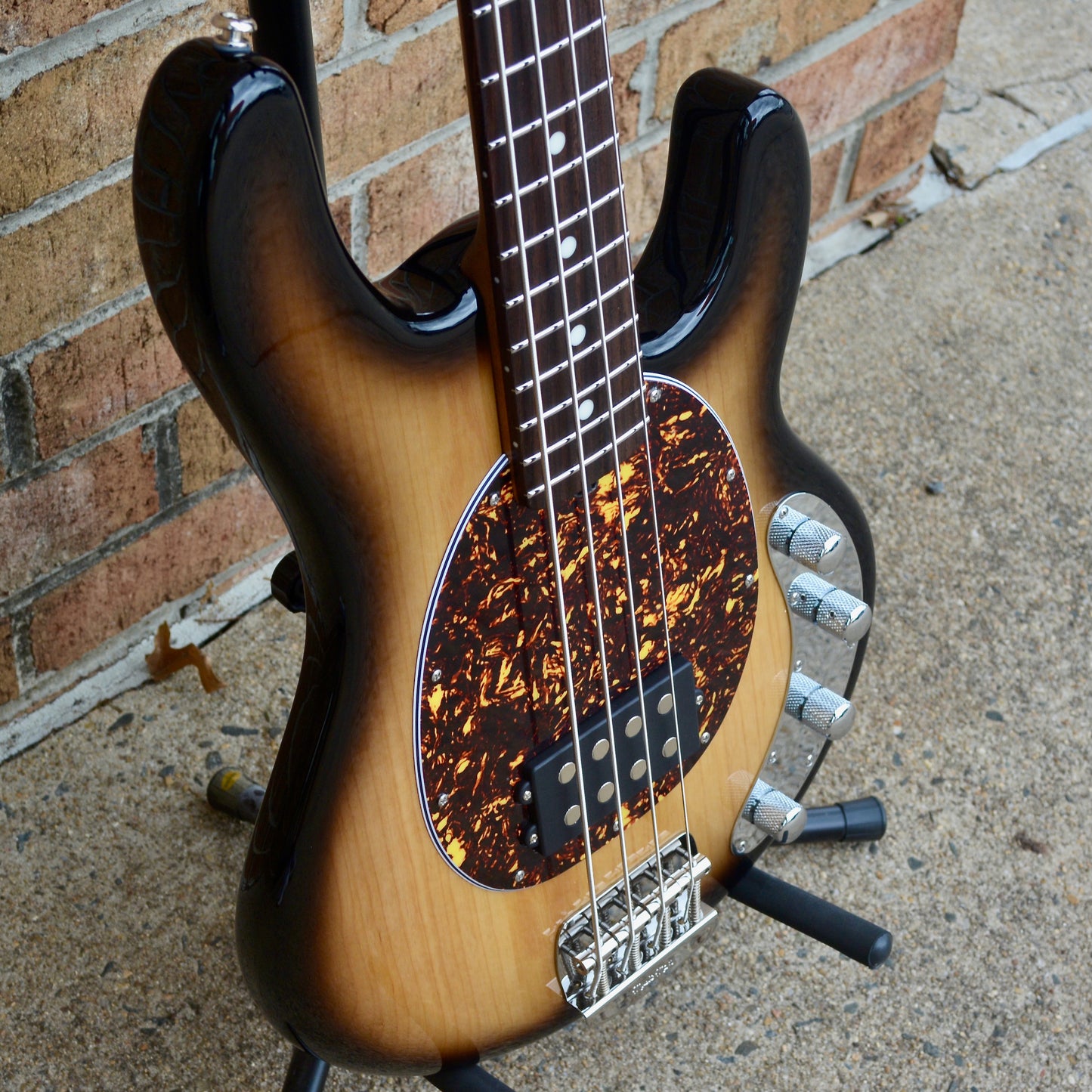 Ernie Ball Music Man Stingray special Burnt Ends 4-H